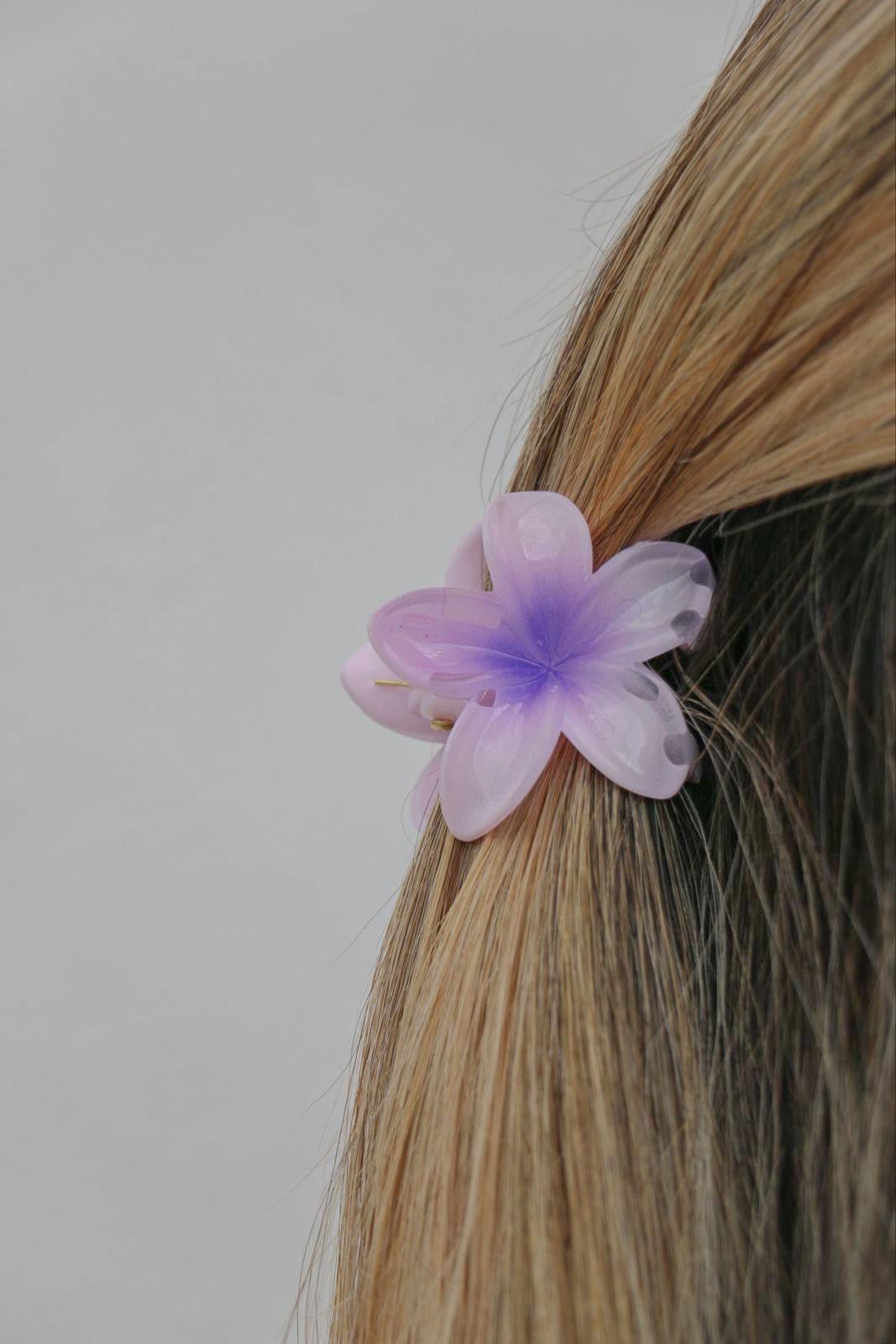 small flower hair clip