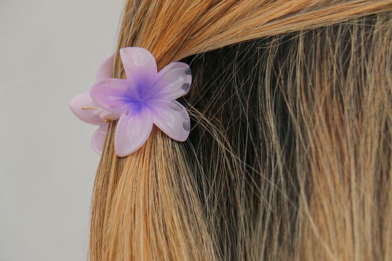 small flower hair clip