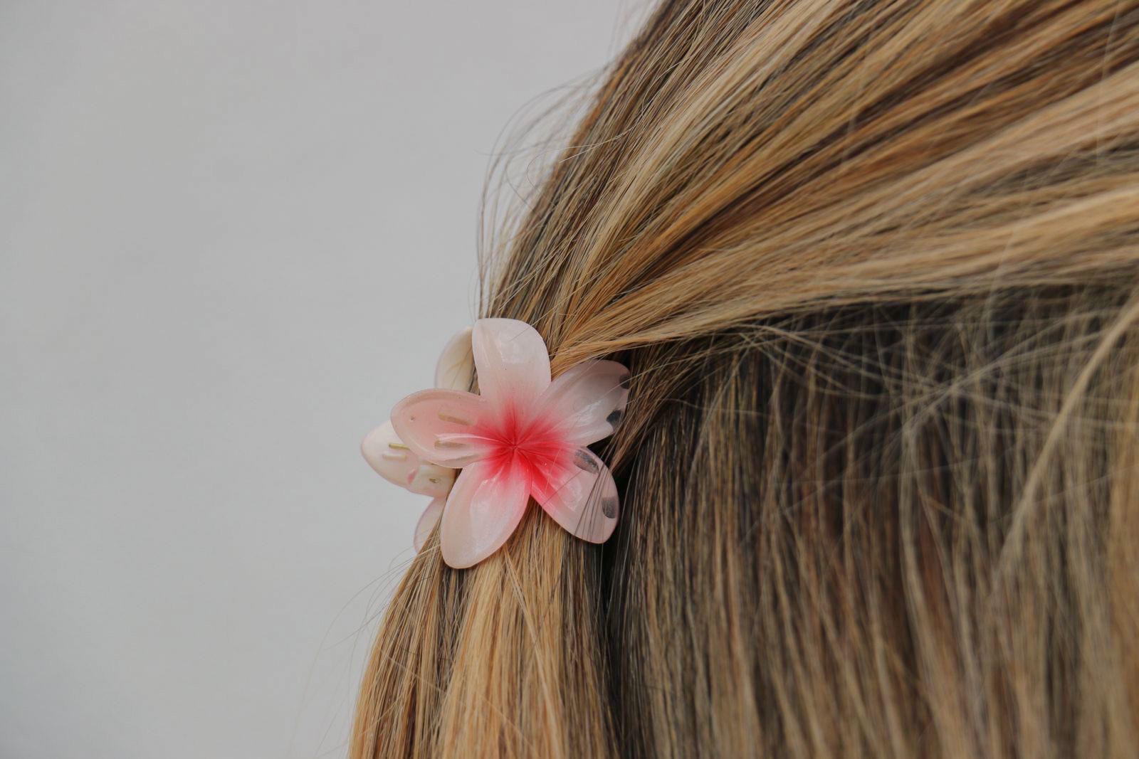small flower hair clip