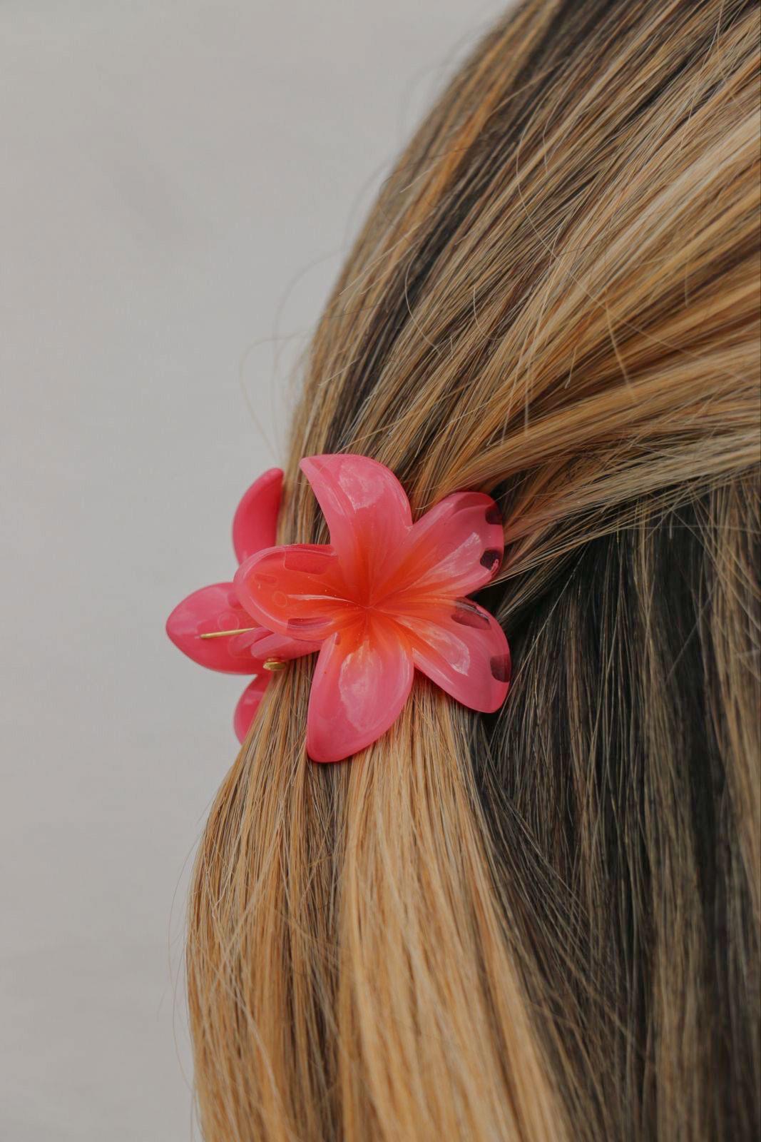 small flower hair clip