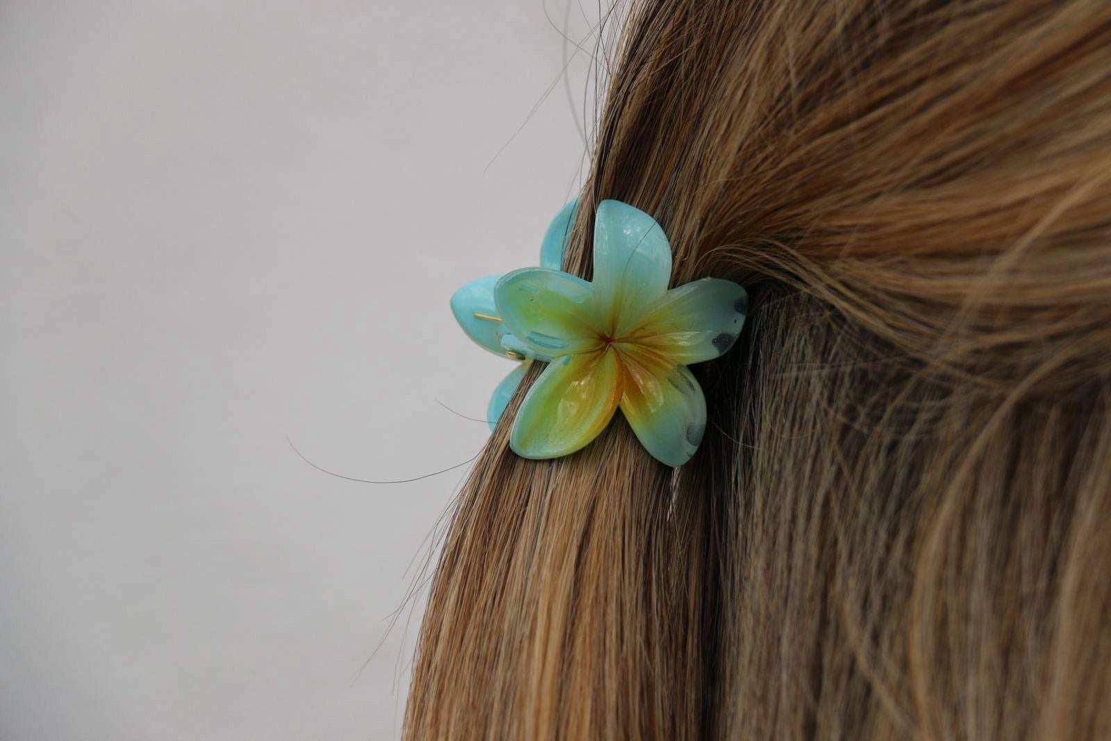 small flower hair clip