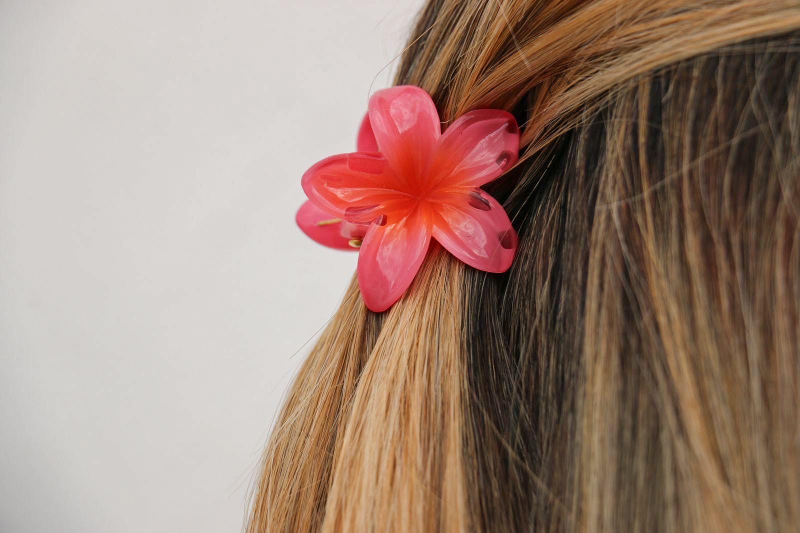 small flower hair clip
